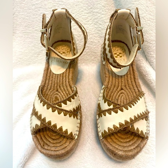 Vince Camuto Wedge Sandal - Picture 1 of 3